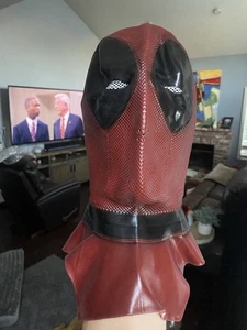Deadpool Full-Face Latex Mask with Mesh Eyes Adult Sz - Picture 1 of 4