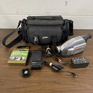 Panasonic PV-L452D VHS-C Video Camcorder 750x Zoom VCR Bundle TESTED - READ! - Picture 1 of 10