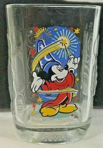 McDonalds de vidrio Magic Kingdom coleccionable de Mickey Mouse Disney Copa Mundial 2000 - Imagen 1 de 4