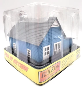 Rail King Railtown Building Workhouse #2 Light Blue & White 30-90252 - Picture 1 of 3