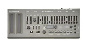 Roland SH-01A Synthesizer - Picture 1 of 5