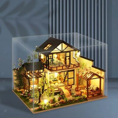 Kit creativo per casa delle bambole in legno 1:24 e custodia antipolvere per - Immagine 1 di 4