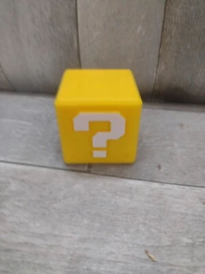 Monopoly - ¡Celebración de Super Mario!  Unidad de sonido bloque de preguntas de repuesto funciona Foto 1 de 3