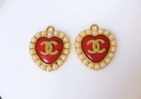 Chanel Vintage Parts Button Charm Heart Red Gold 2 pieces Set Free shipping Cover