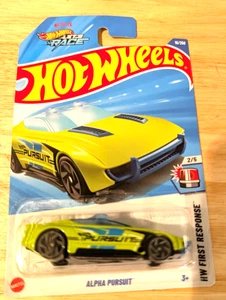 2025 HOT WHEELS Alph pursuit #18/250/lime green/hw first response/new - Picture 1 of 6