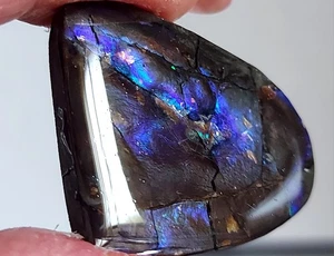 Piedra recubierta de amonita ammolita 33x29,5x4,7 mm 19105 - Imagen 1 de 5