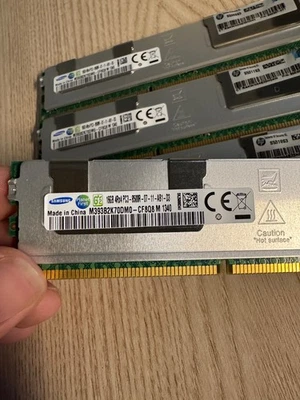 4 Sticks of Samsung 16gb 4rx4 pc3-8500r-07-11-AB1-D3 - Image 1 of 3