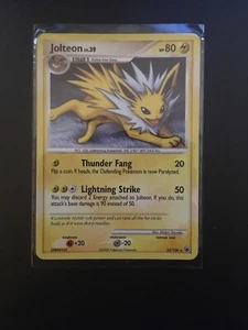 Pokémon DP Majestic Dawn - Jolteon Rare 23/100 - Picture 1 of 1