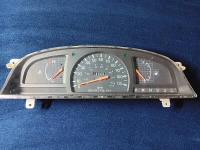 Cuadro de instrumentos automático para camioneta Toyota Tacoma 95-98 2x2 AT sin tacómetro sin cable Foto 1 de 4