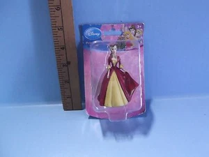 Mini figura de 3" pulgadas de princesa Disney Bella Bella y la Bestia tapa pastel - Imagen 1 de 10