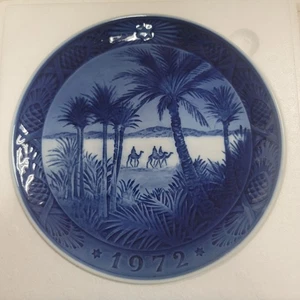 Royal Copenhagen 1972 Into the desert palm tree camel Plate Blue Collectors VTg. - Picture 1 of 3
