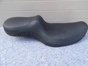 Genuine OEM '96-'03 Harley Dyna Convertible Low Rider studded seat #52183-96 - Picture 1 of 23