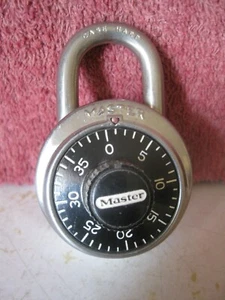 VINTAGE MASTER COMBINATION LOCK WORKS MADE IN THE U.S.A. - Picture 1 of 3