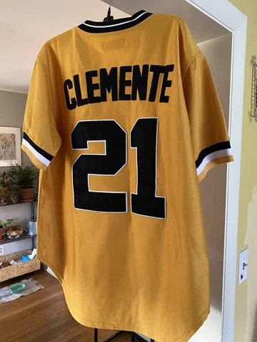 ROBERTO CLEMENTE 1972 Pirates Cooperstown Collection Jersey L Mitchell & Ness Cover