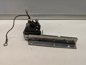 Starter Solenoid and Bracket Yamaha 61A-81941-00-00 175HP - Bild 1 von 4