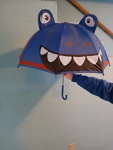 Kids Umbrella Western Chief  wear a big smile - Picture 1 of 3