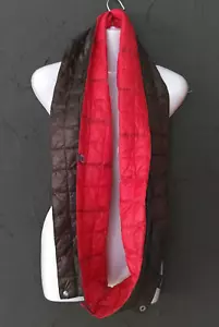 Sciarpa trapuntata The North Face Thermoball Primaloft reversibile rosso verde - Foto 1 di 6
