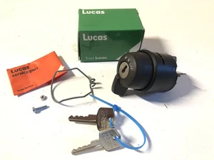 Ignition Switch For Land Rover Series 2 2a Lucas PRS3 Headlight barrel + 2 Keys - Picture 1 of 8