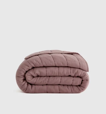 NUEVO CON ETIQUETAS EDREDÓN CAJA GASA AIREADA ORGÁNICA QUINCE FULL QUEEN FIG 100% ALGODÓN RET. $149,90 Foto 1 de 4