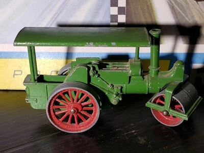 LESNEY AVELING AND PORTER ROAD-ROLLER No. 11 England Models Of Yesteryear - Image 1 of 4