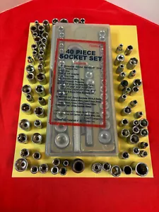 40 Piece Thorsen Socket Set w/Case PLUS 73 Multiple Mfg. Assorted Sockets - Bild 1 von 8