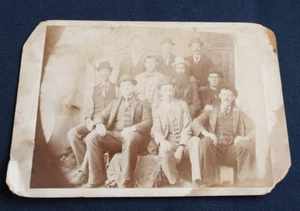 Antique Cabinet Card Photo Wild West Hats Men Outlaws Gangsters Posing - Picture 1 of 7