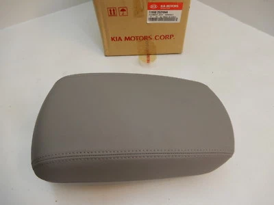 Apoyabrazos consola central fabricante de equipos originales Kia Optima 2006-2008 84660-2G3104A Foto 1 de 4