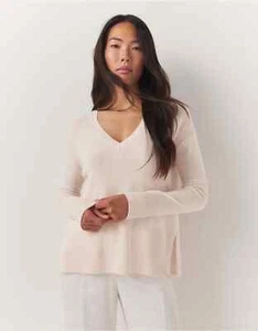 The White Company 100 % Kaschmir Pullover mit Seitenschlitz und V-Ausschnitt, rosa, Small UVP 169 £ - Bild 1 von 5