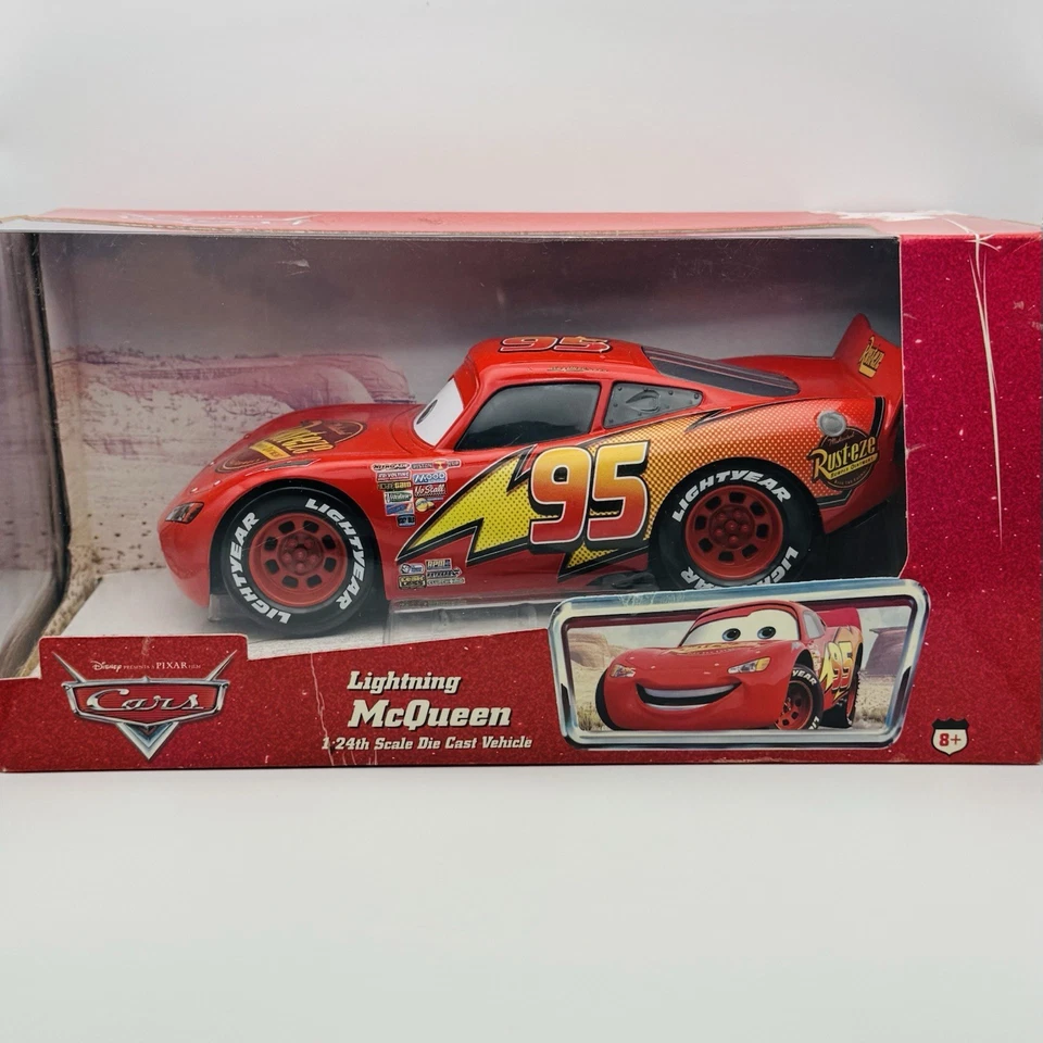Disney Pixar Cars - MATTY COLLECTOR LIGHTNING MCQUEEN 1:24th Scale Die Cast 2006 - Image 1 of 4