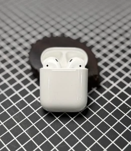 Apple AirPods 1st Gen with Charging Case A1722 A1602 - Picture 1 of 7