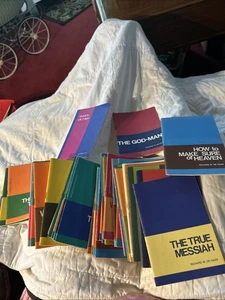 Vtg Lot 45 1968-78 De Haan Radio Sermon & Vince Peale Booklets - Picture 1 of 6