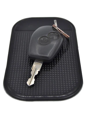 Antirutschmatte Zusatz Ablage für das Armaturenbrett Anti-Rutsch Pad KFZ Auto  - Bild 1 von 4