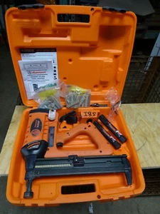 ITW Ramset TrakFast Fastener Gun w/ Fuel Cells + Case *Tested Works*, TF1200 - Picture 1 of 14