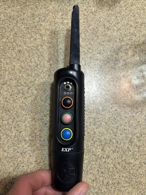 Tritronics G2 Trashbreaker Multiple Dogs Remote Only (needs Battery) - Image 1 of 4