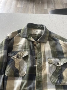 Lovely Billabong Long Sleeve Shirt Worn Once - Picture 1 of 2