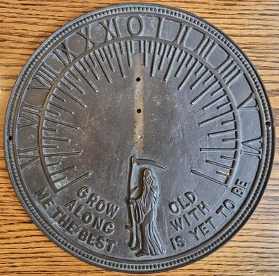 Винтажные латунные солнечные часы 11 дюймов с римскими цифрами «Стареют вместе со мной лучшие» - Изображение 1 из 4