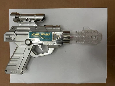 Pistola espacial láser Star Wars Weina 1986 exclusiva de Disney Park sin luces de sonido Foto 1 de 4