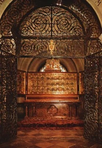 Ak Stift Klosterneuburg Leopold Kapelle Verduneraltar 1181 Österreich - Bild 1 von 2