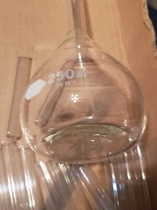 Kimble Kimax 250mL One Glass TC 20C Volumetric Flask - Picture 1 of 9