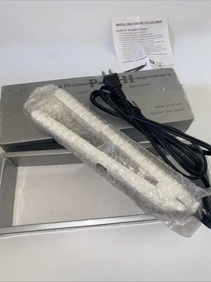 Plancha de peluquería digital de cerámica P-CHI placas de 1,5" de ancho al por menor $195 Foto 1 de 4