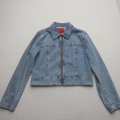 Chaqueta vaquera Guess para mujer talla mediana cuello cremallera completa corta minimalista Foto 1 de 4