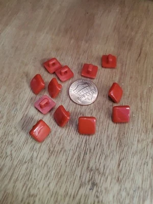 Botones de caña cuadrada roja vintage 12 mm - Lote de 12 DD Foto 1 de 4