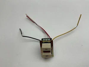 General Electric GE RFS-8 Interruttore Telecomando Avorio con Lampadina Pilota Rossa - Foto 1 di 6