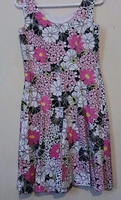 Dress Barn Woman Sz8  Mini Dress Pink White Floral Barbie Core Formal - Image 1 of 4
