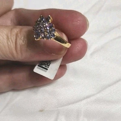 Anel redondo de ouro amarelo 14kt 1,30 CTW pedra preciosa tanzanita + pino oval tamanho 6,5 - Imagem 1 de 4