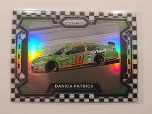 Prizm NASCAR 2024 Danica Patrick #34 bandera a cuadros Prizm paralelo 28/75 - Imagen 1 de 2