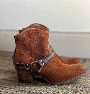 Botas Freebird by Steven Spirit para mujer 7 marrón gamuza moto arnés tobillo occidental Foto 1 de 4