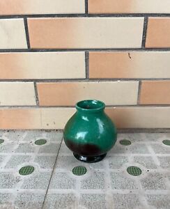 Vintage Chinese Green Porcelain small Jar.