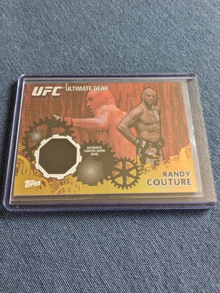 UFC Round 4 2010 Gold Ultimate Gear Randy Couture /188 SSP - Image 1 of 2