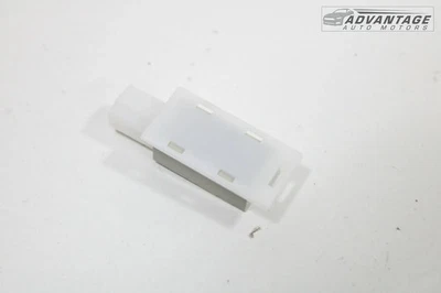 AUDI Q3 QUATTRO 8U 2015-2024 INTERIOR CONSOLA SUPERIOR LUZ CORTESÍA LÁMPARA OEM Foto 1 de 4